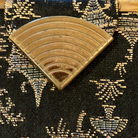 Lin Ben suitcase purse pagoda embroidered black and gold - Picture 5 of 10